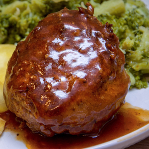 Roasted meatballs in gravy Livar and Blonde Aquitaine
