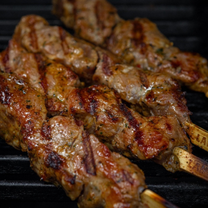 Pork collar skewer Iberico | Cafe de Paris 