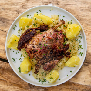 Schweinehaxe Livar (Raw)